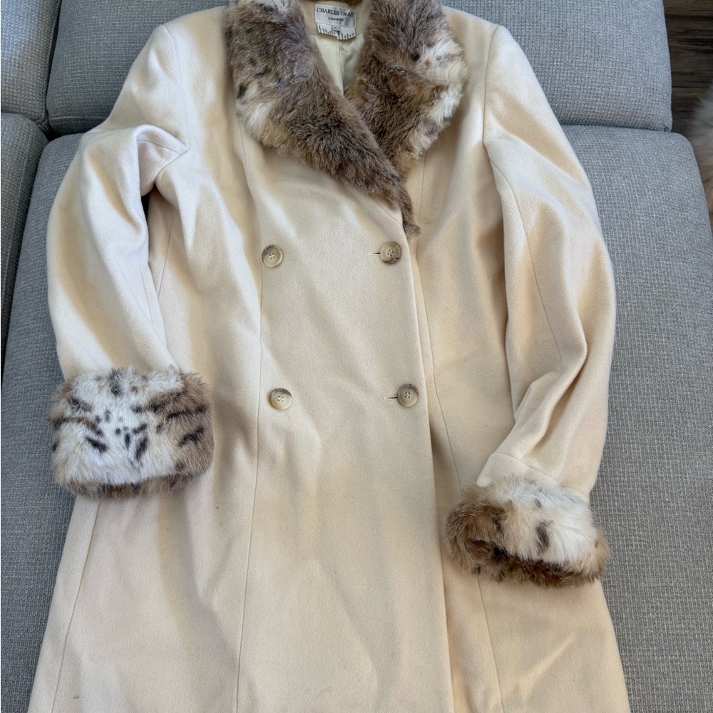 Chic Cream Pea Coat with Faux Fur Accents